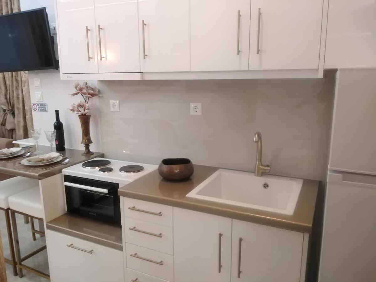 Goldenspace Exquisite Suite Near The Port Волос Екстериор снимка